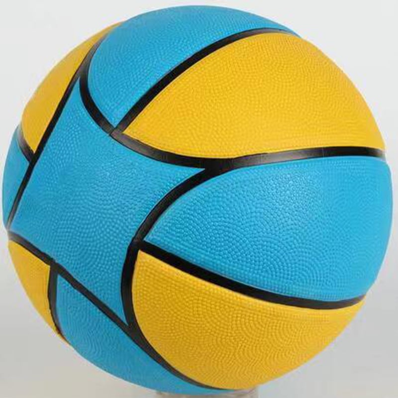 Ballon de basket en caoutchouc