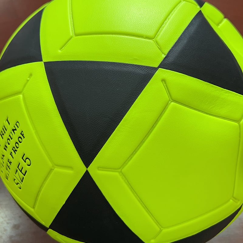 Ballon de football à motif spécial