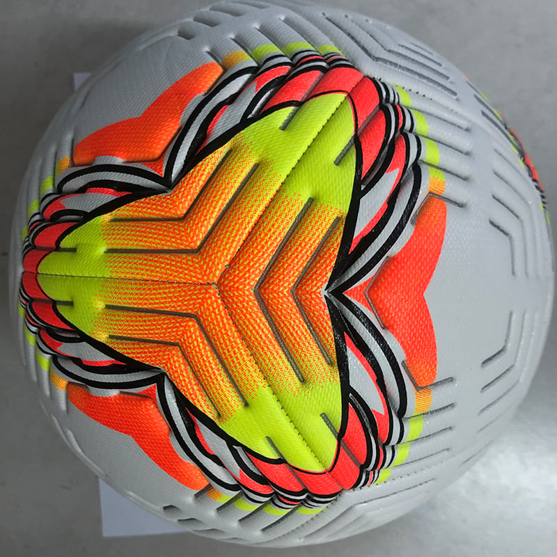 Ballon de football à motif spécial